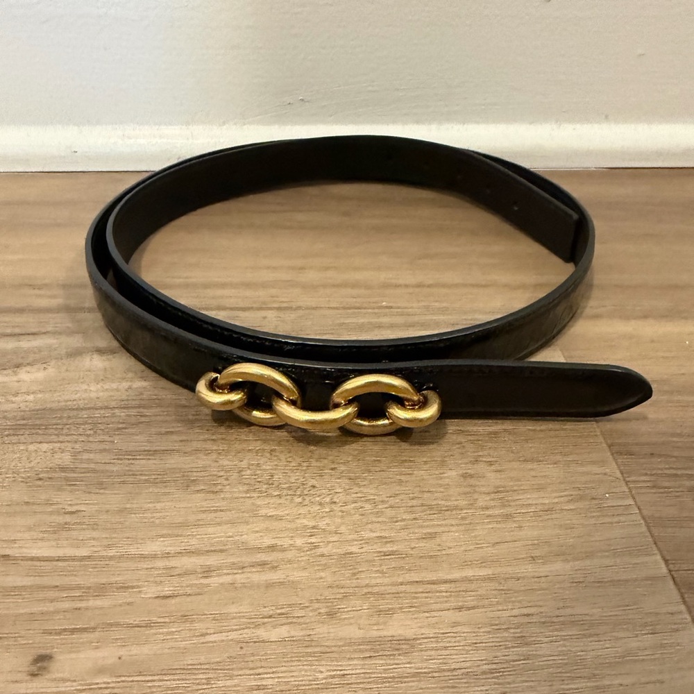 Black YSL belt